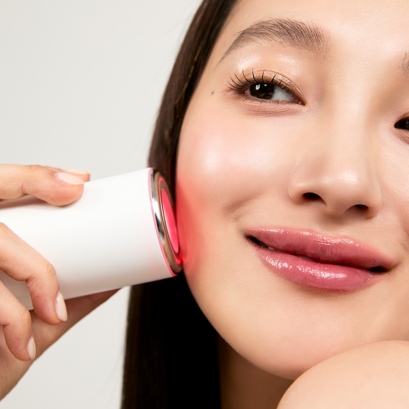 Crema Tranexamic Acid Skin Booster + Dispozitiv cu microcurent, 100ml, Meditherapy